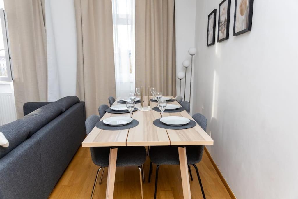 Orestaliving- 3br On The Daube Canal/friedensbruecke * Vienna